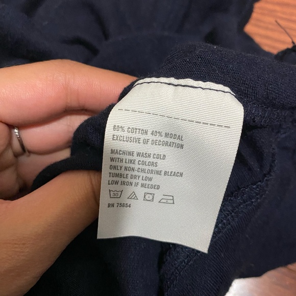 Abercrombie & Fitch T-shirt - Picture 3 of 4